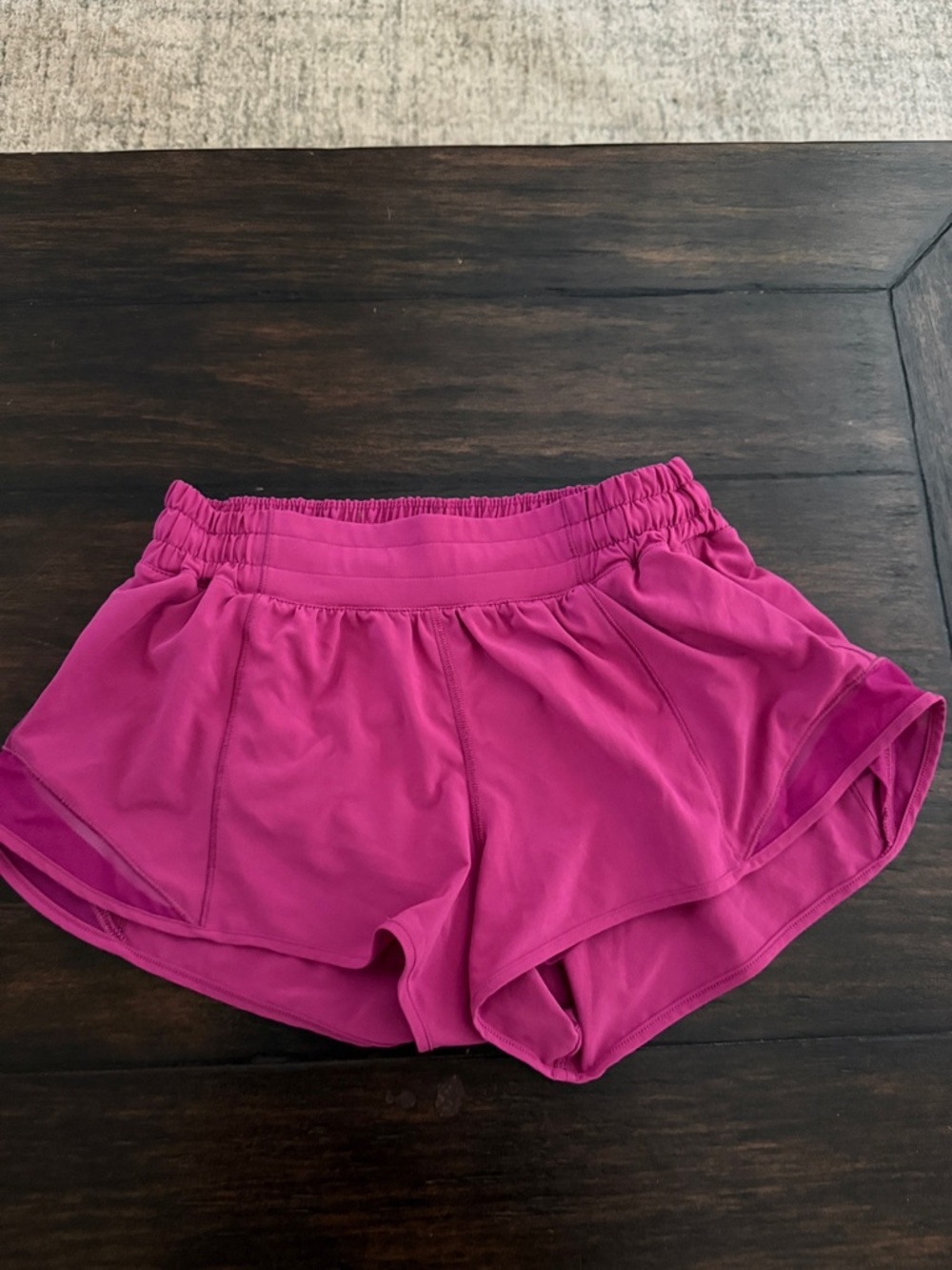 lululemon athletica Magenta Running Shorts hotty hot 2.5 8 reg